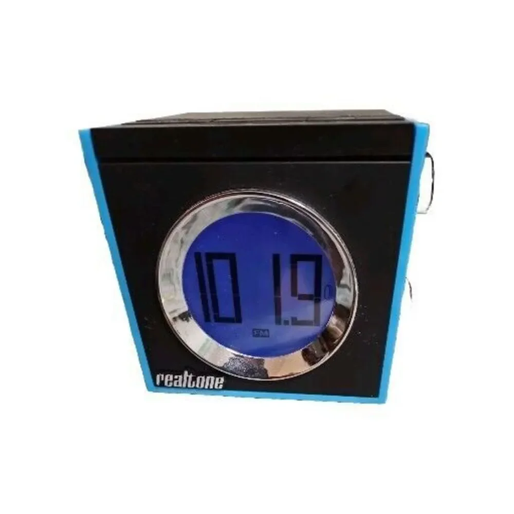 RealTone RT205 AM/FM Dual Alarm Clock Cube‎